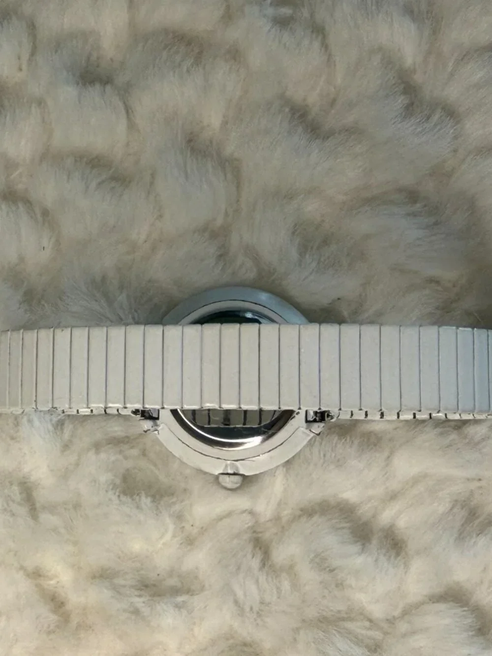 Mondu Japan White Enamel Quartz Watch *Needs Battery